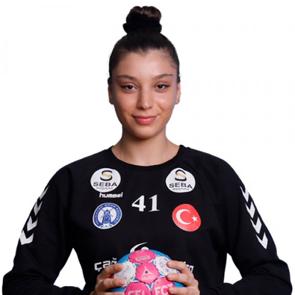 Ozlem  Taskin