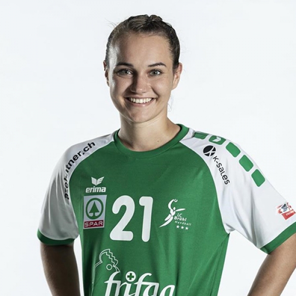 Stephanie  Luscher