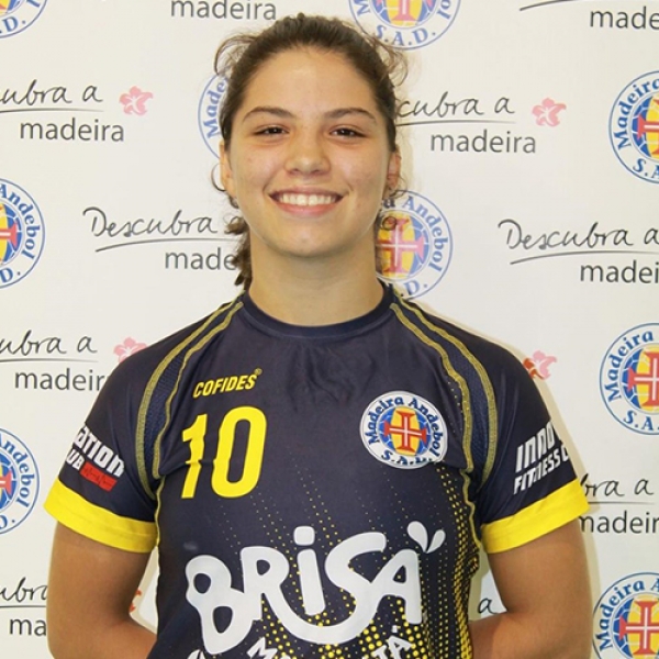 Julia Figueira