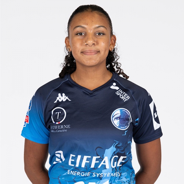 Leonie Ebara