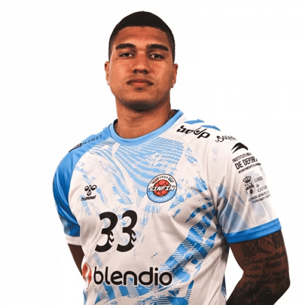 Luis Gustavo