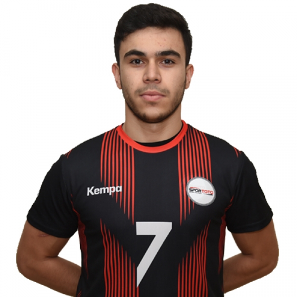 Şener  Can