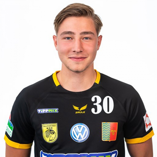 Bálint  Ág