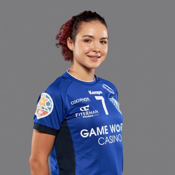 Alicia Gogirla