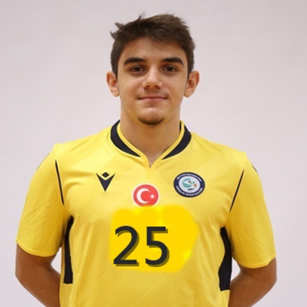 Adem Orhun  Komurcu